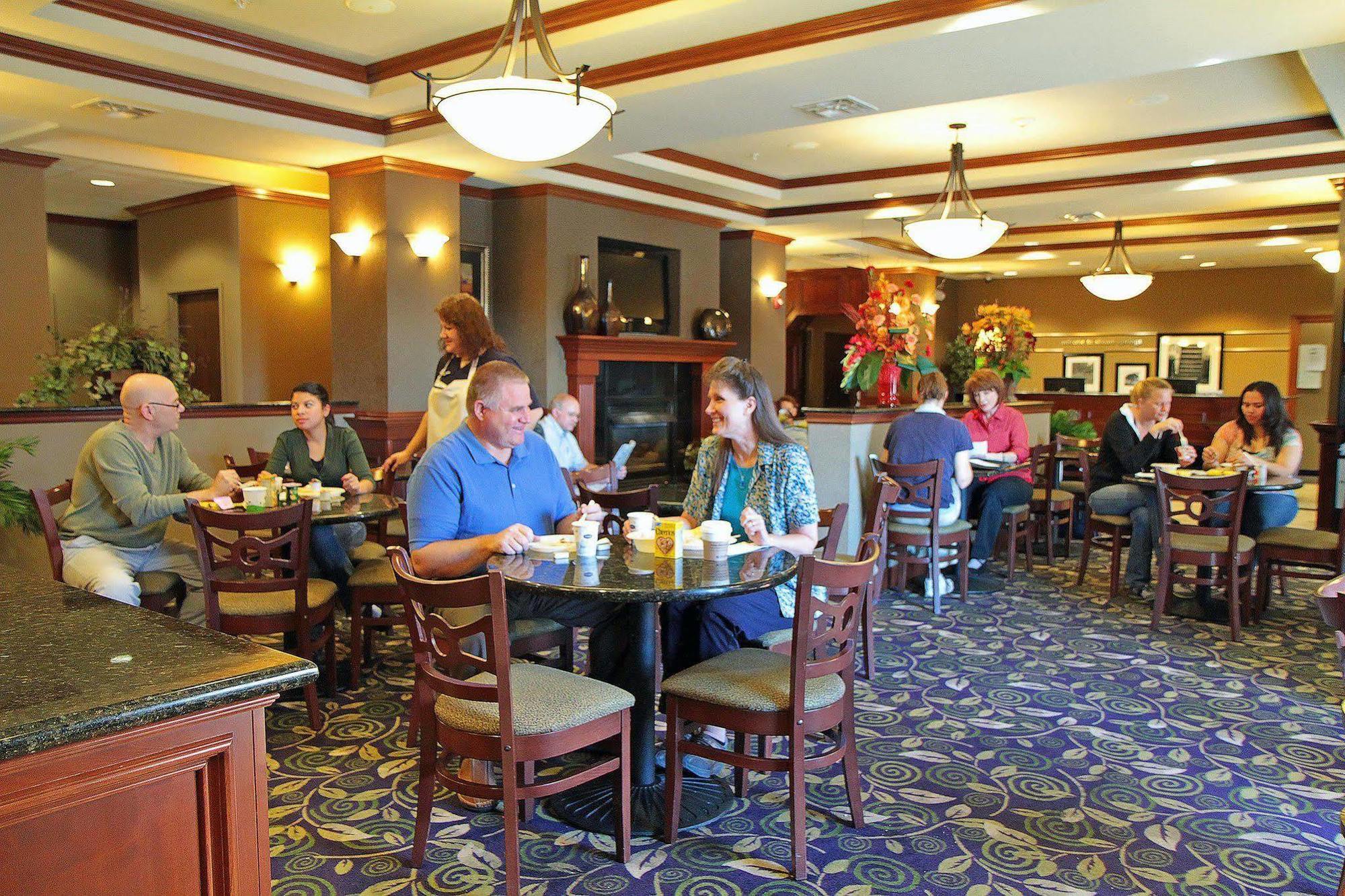 Hampton Inn Siloam Springs Ristorante foto